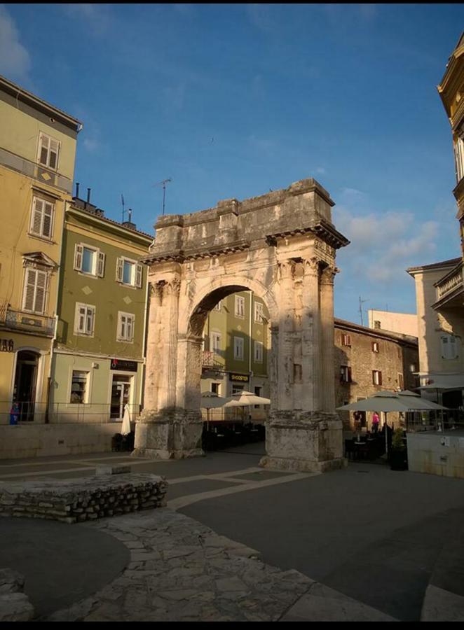 Studio Apartment City With Free Parking PUY Exterior foto