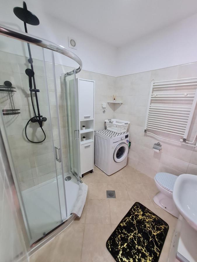 Studio Apartment City With Free Parking PUY Exterior foto